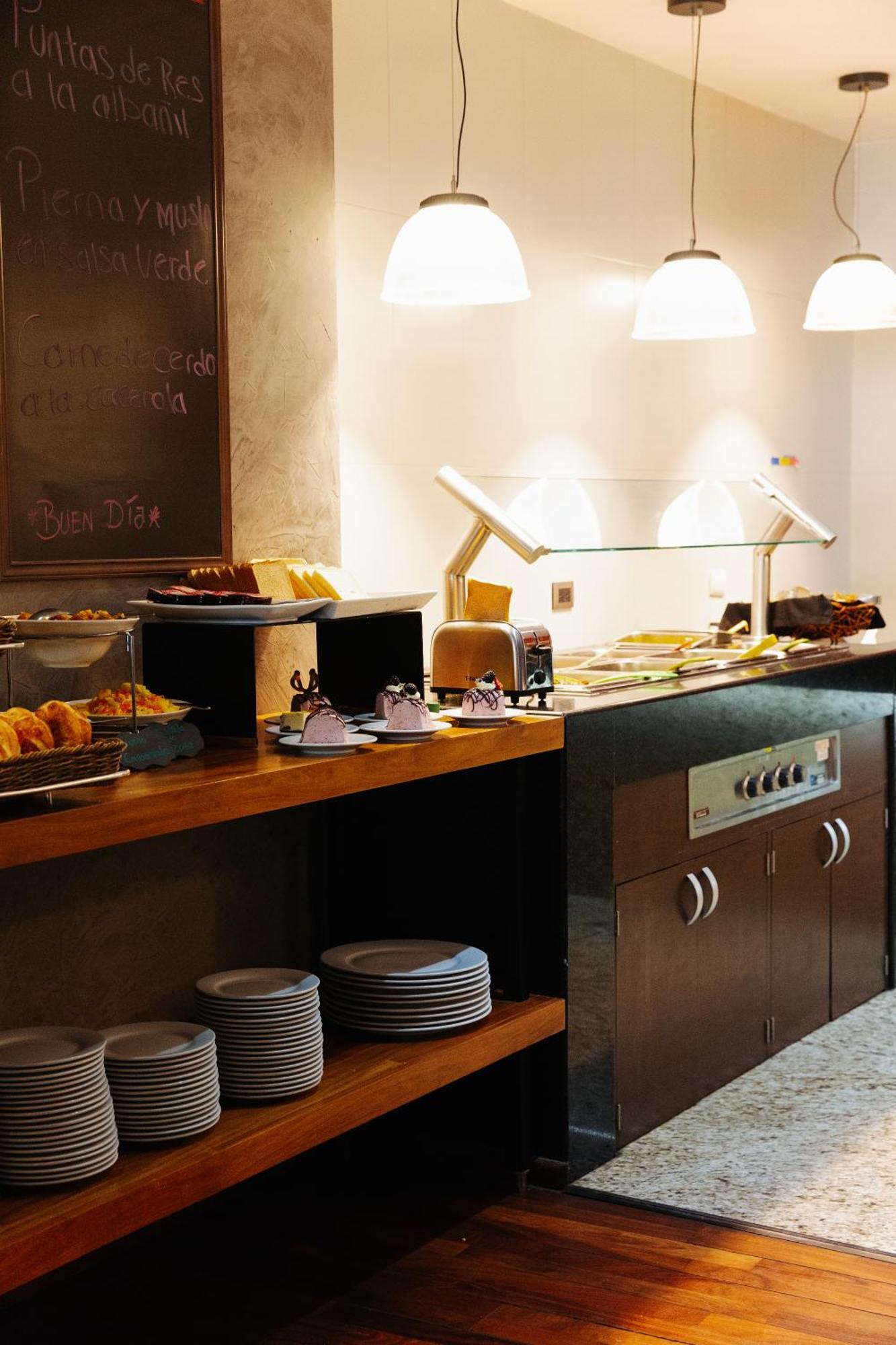 Hotel Riazor Aeropuerto 4*
